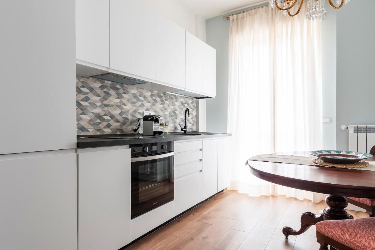 Luvi - Pasubio Apartment Milan Bagian luar foto